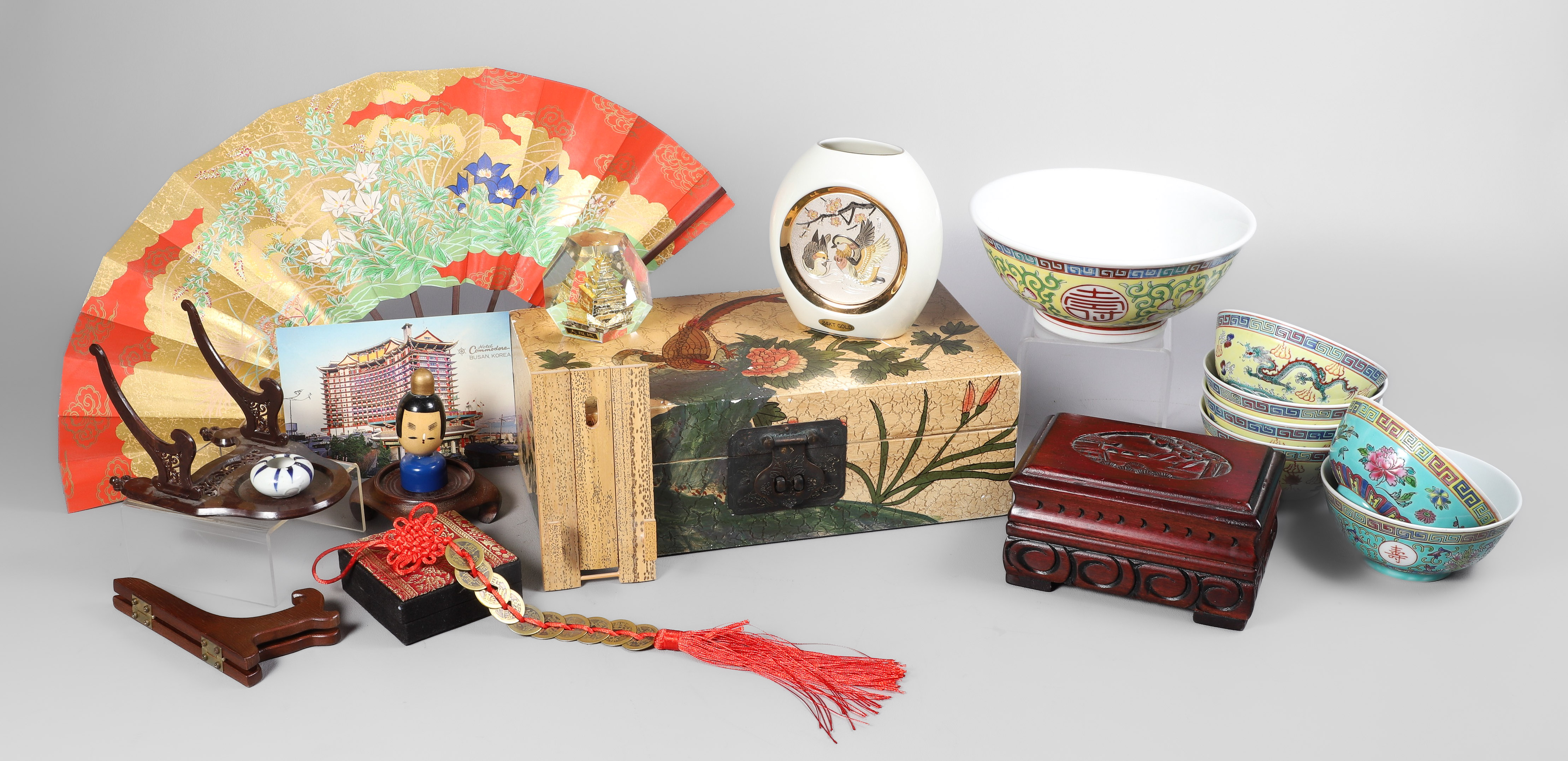 Lot of Asian items, including
