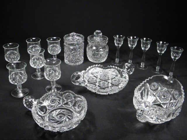 Lot of assorted cut crystal pieces.
