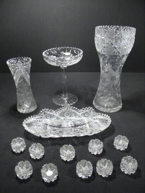 Lot of assorted cut glass and