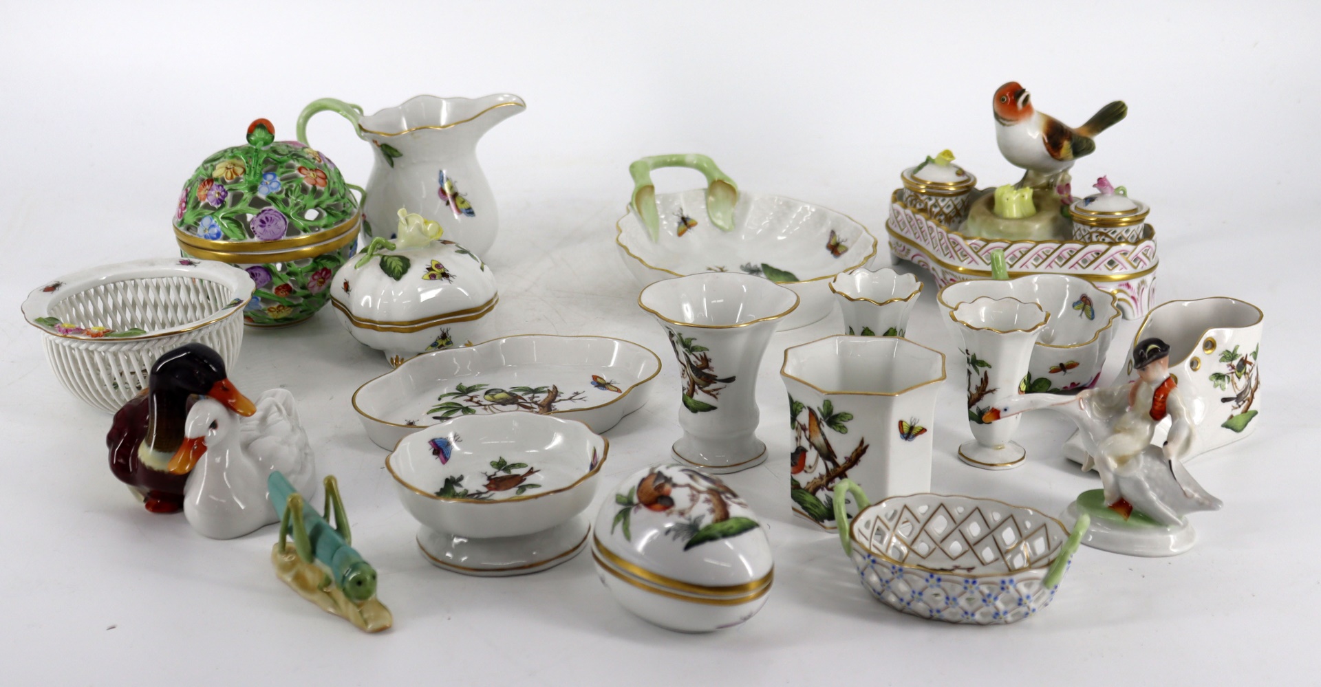 LOT OF ASSORTED HEREND PORCELAIN