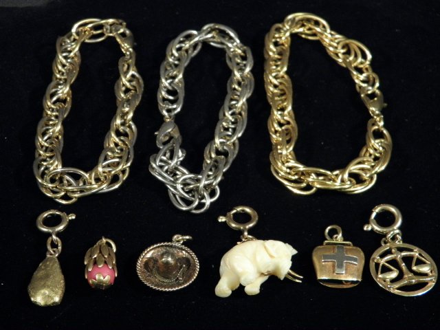 Lot of assorted ladies bracelets