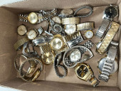 LOT OF ASSORTED MEN'S WRIST WA