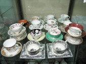 Lot of assorted porcelain cups