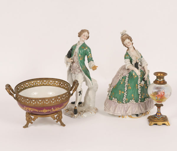 Lot of china decorative items