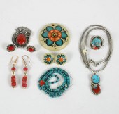 Lot of eight pieces Native Ame