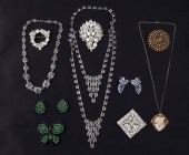 LOT OF ESTATE COSTUME JEWELRY: