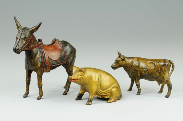 LOT OF FARM ANIMAL STILL BANKS Cast