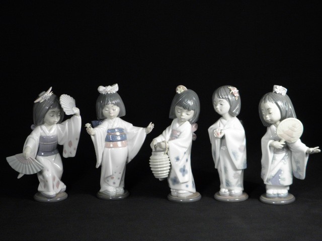 Lot of five Lladro Spanish