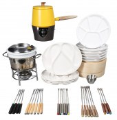 Lot of fondue items, c/o Willi
