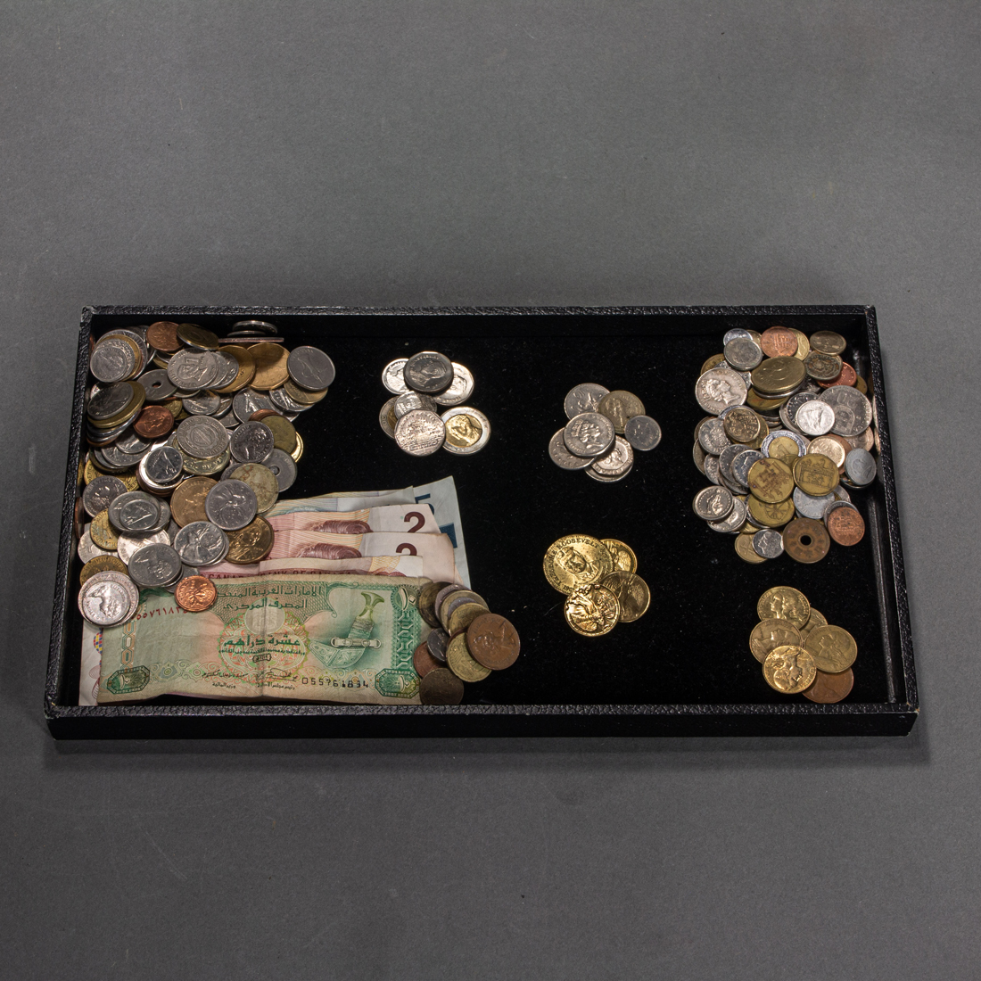 LOT OF FOREIGN COINS AND SOME