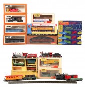 Lot of HO scale train cars, mo