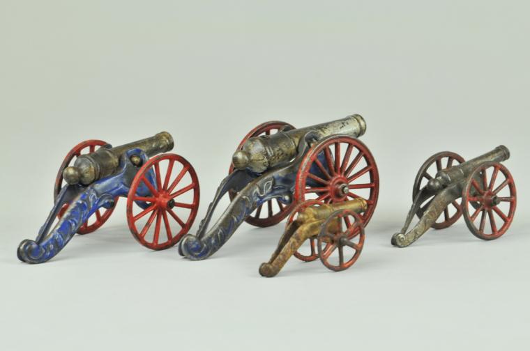 LOT OF KENTON POWDER CANNONS Cast