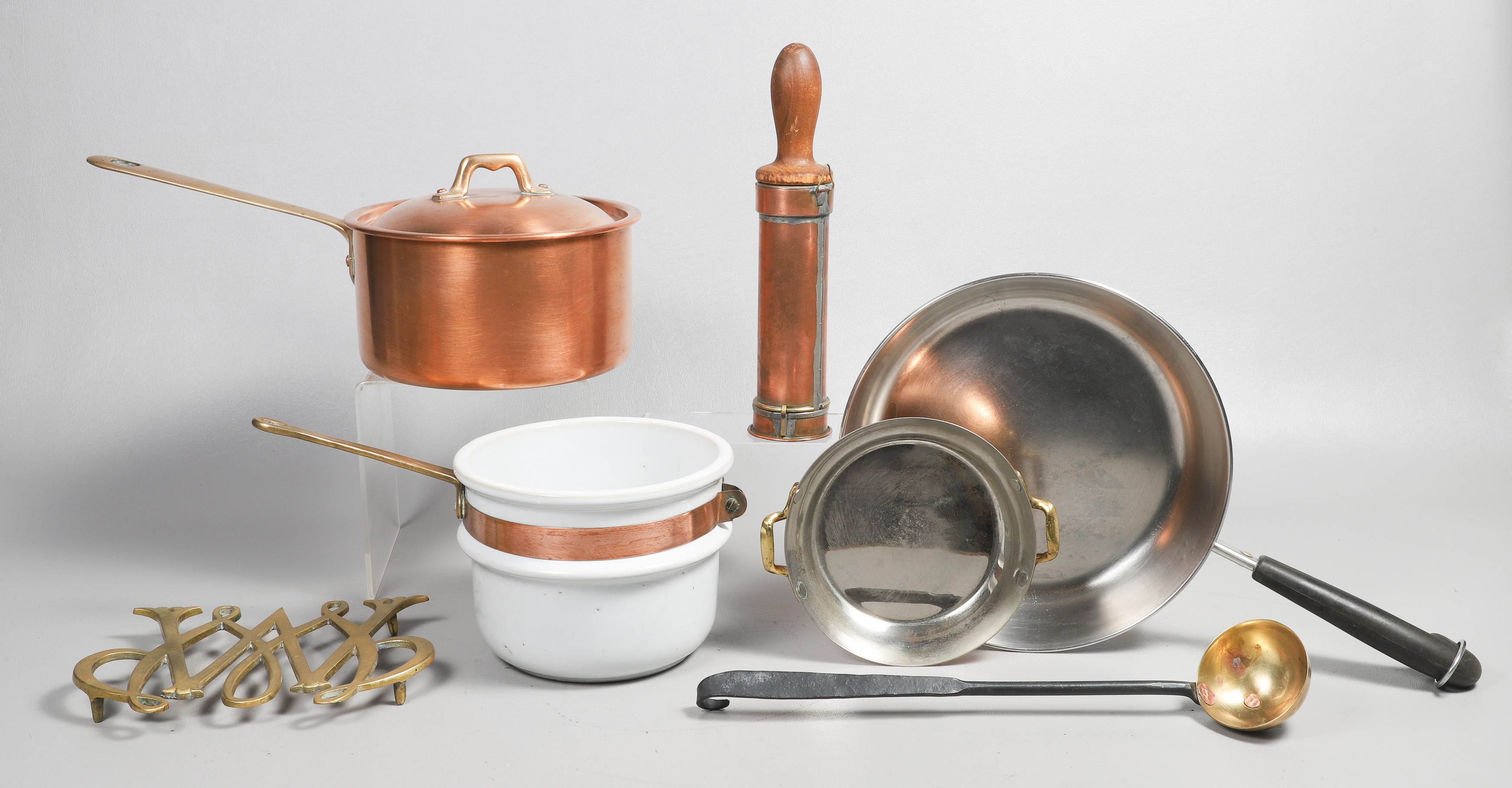 Lot of kitchenware, c/o Revere Ware