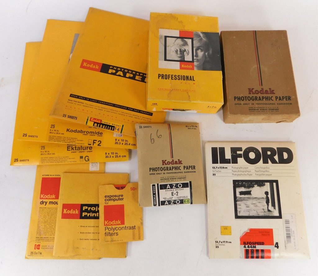LOT OF KODAK PHOTOGRAPHIC PAPER Lot