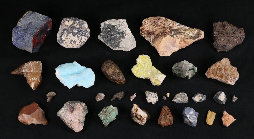 LOT OF MINERAL SPECIMENS
