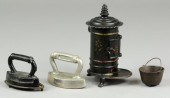 LOT OF MINIATURE CAST IRON ITE