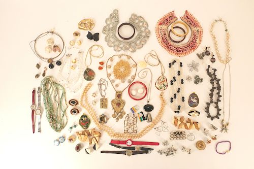 LOT OF MISCELLANEOUS COSTUME