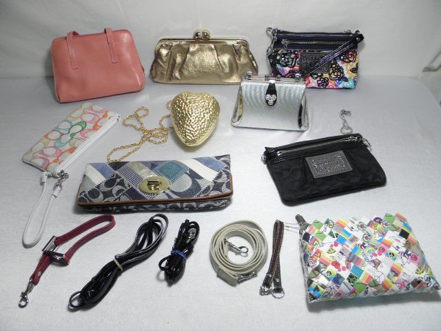 Lot of nine assorted ladies hand