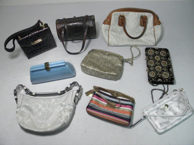 Lot of nine assorted ladies hand