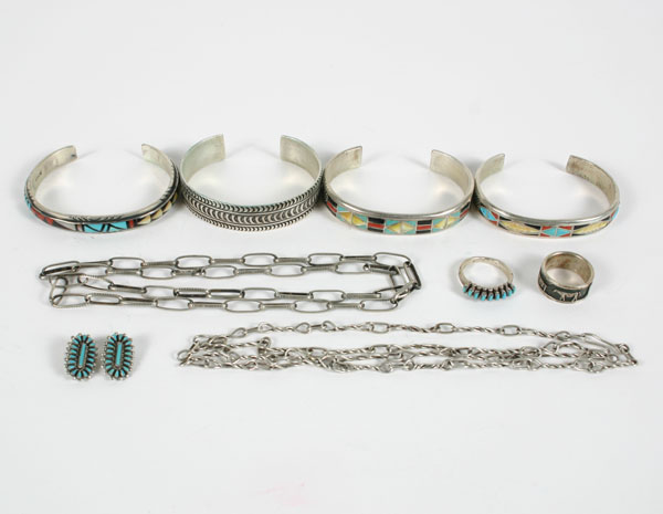 Lot of nine pieces Native