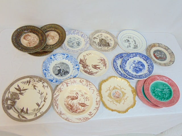 LOT OF PLATES, PORCELAIN &