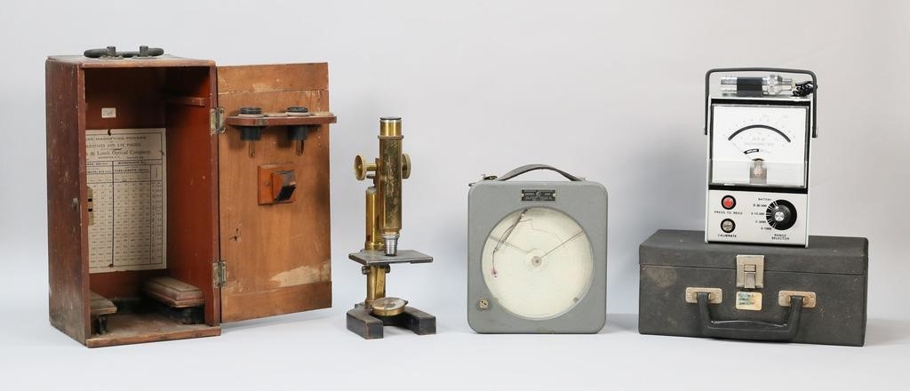 LOT OF SCIENTIFIC EQUIPMENTLot of