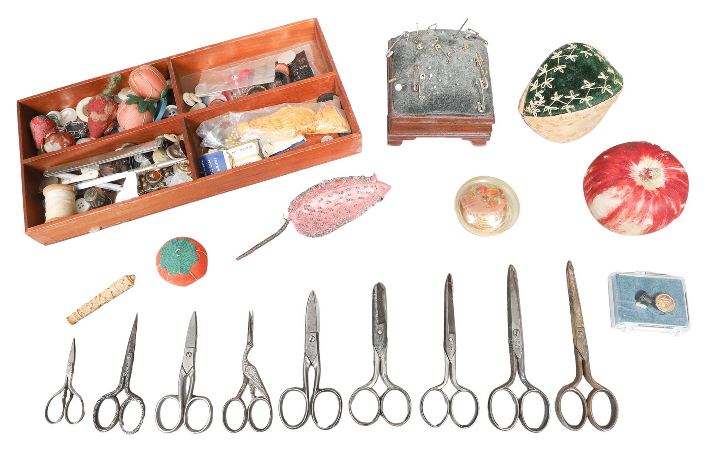 Lot of sewing items, including