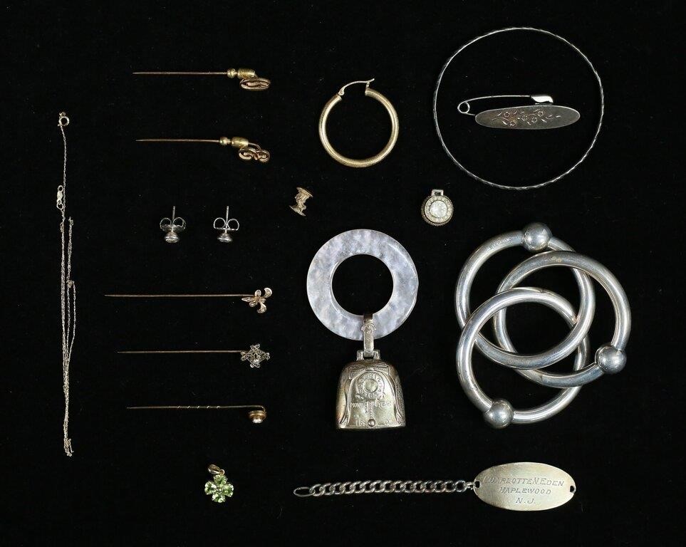 LOT OF SILVER & GOLD JEWELRYLot