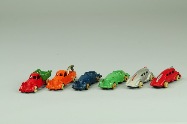 LOT OF SIX HUBLEY VEHICLES Cast