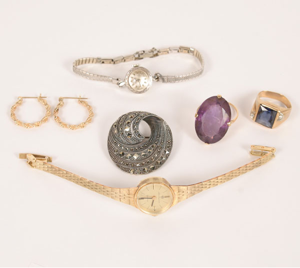 Lot of six pieces gold and silver