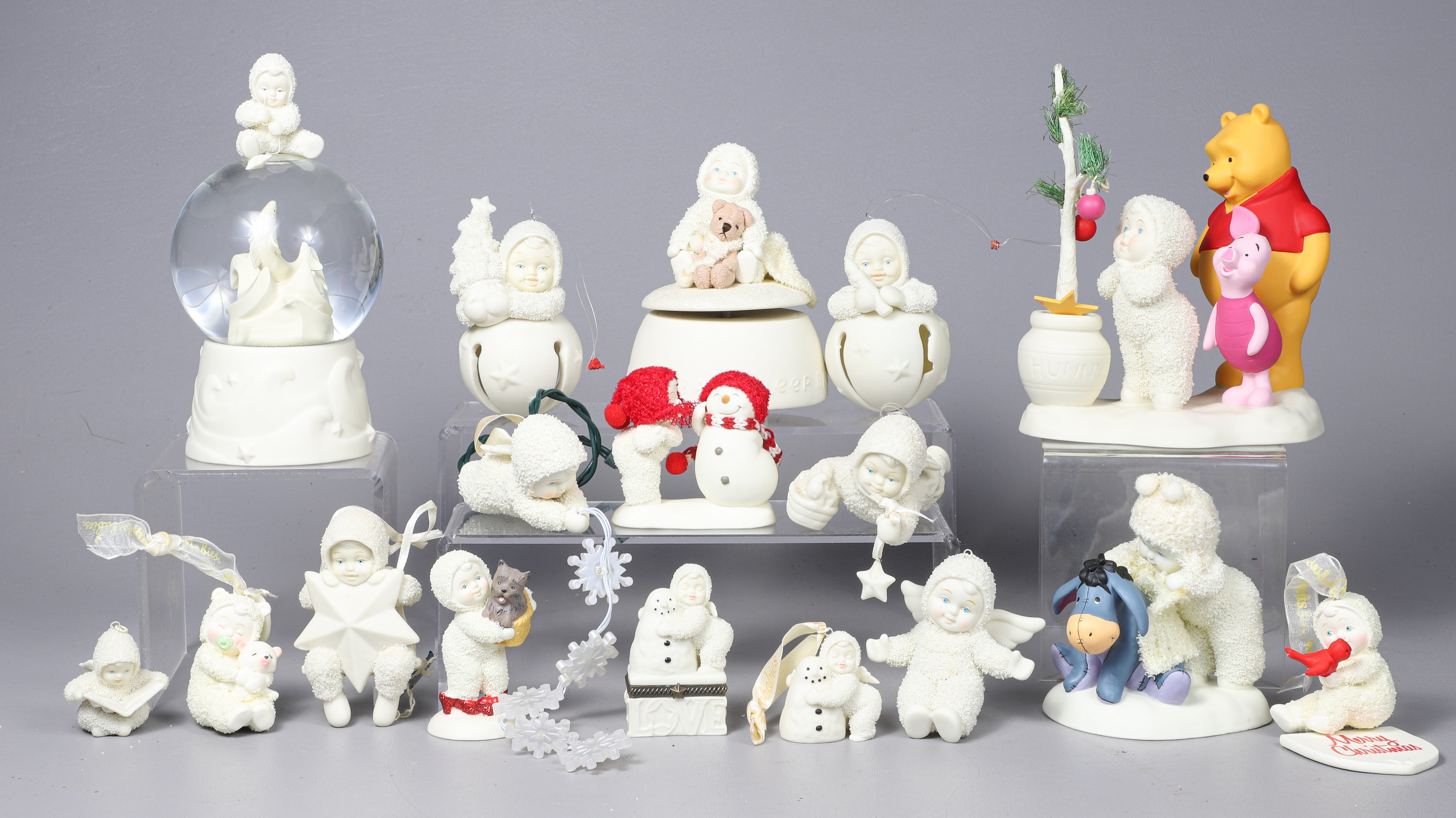 Lot of Snowbabies figurines,