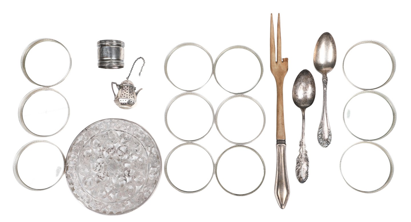 Lot of sterling silver, 5.915 TO