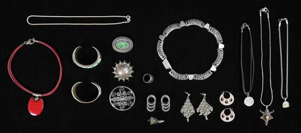 LOT OF STERLING SILVER JEWELRYLot