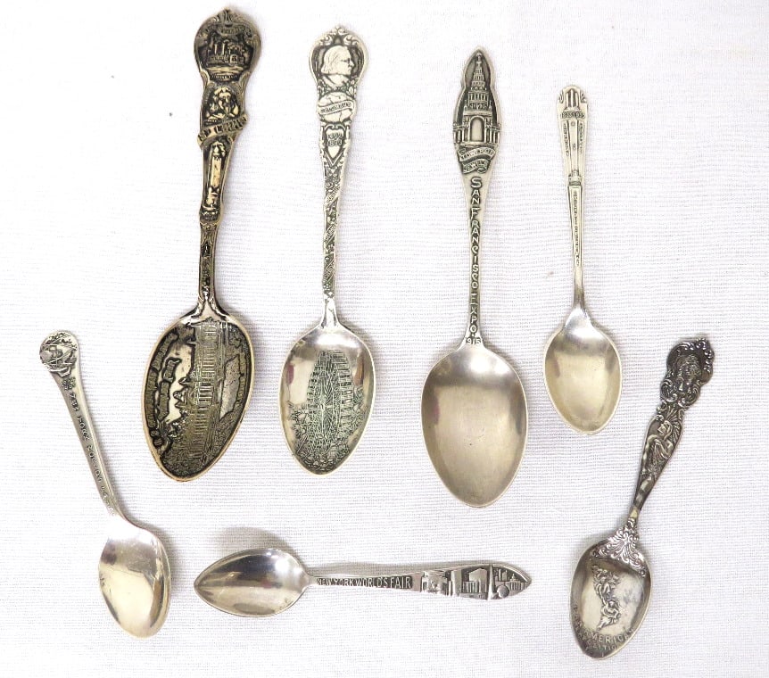 LOT OF STERLING SILVER WORLDS