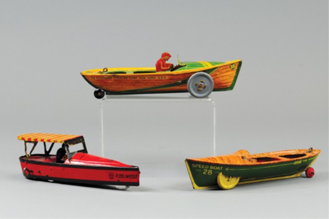 LOT OF THREE BOAT TOYS All