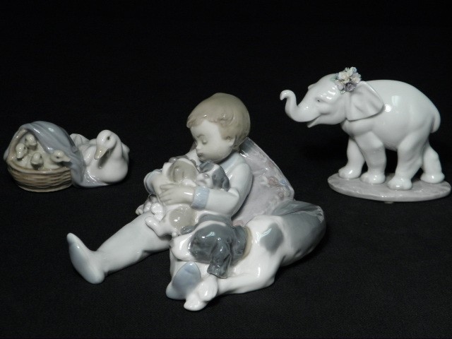 Lot of three Lladro porcelain