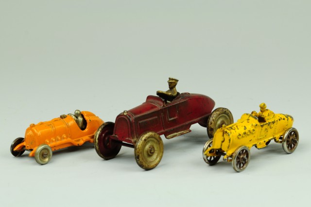 LOT OF THREE RACERS Cast iron