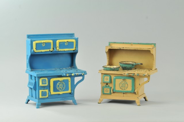 LOT OF TWO BLUEBIRD STOVES Both