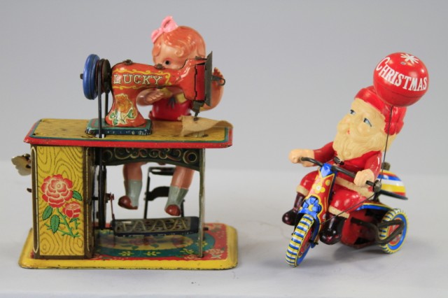 LOT OF TWO TIN TOYS Japan both done