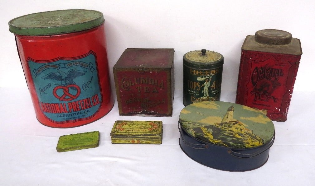 LOT OF VINTAGE ADVERTISING TINS,