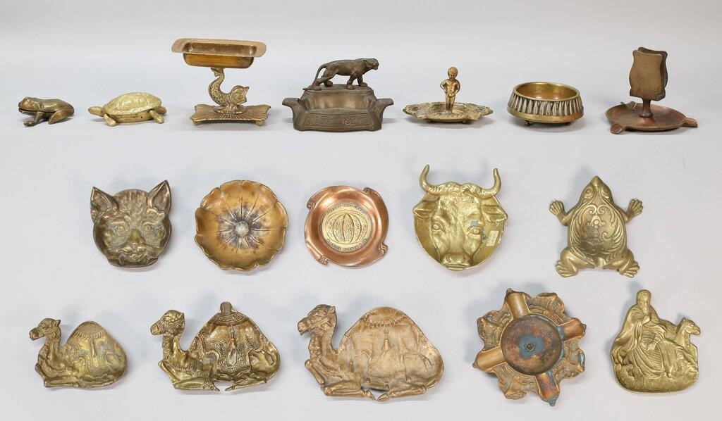 LOT OF VINTAGE ASHTRAYS BRASS,