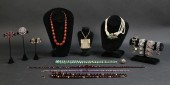 LOT OF VINTAGE JEWELRYLot of v