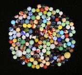 LOT OF VINTAGE MARBLESLot of v