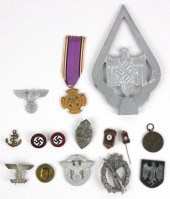 LOT OF WW2 GERMAN NAZI PINS, B