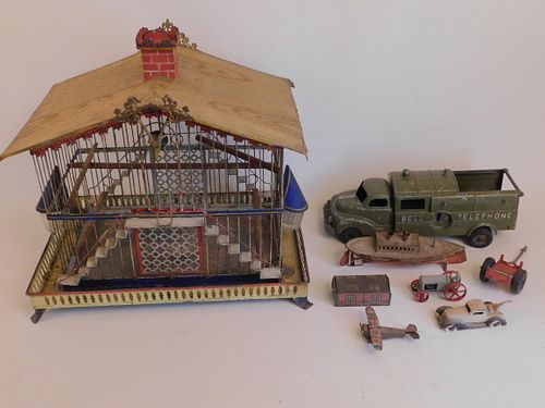 LOT OLD TOYS & BIRD CAGEIncludes