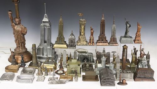 (LOT) SOUVENIR ARCHITECTURAL