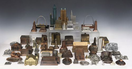 (LOT) SOUVENIR ARCHITECTURAL