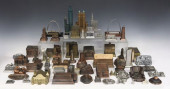 (LOT) SOUVENIR ARCHITECTURAL B