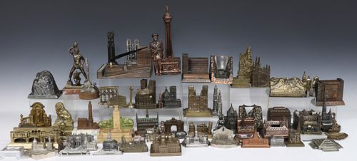 (LOT) SOUVENIR ARCHITECTURAL