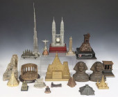 (LOT) SOUVENIR ARCHITECTURAL B